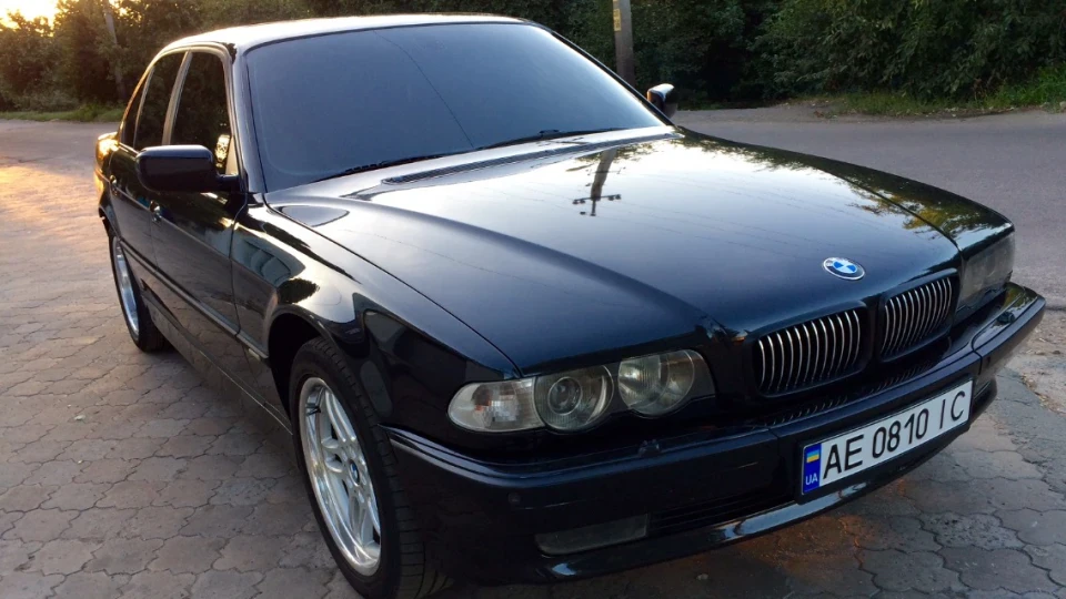 BMW 7 series 740i 5