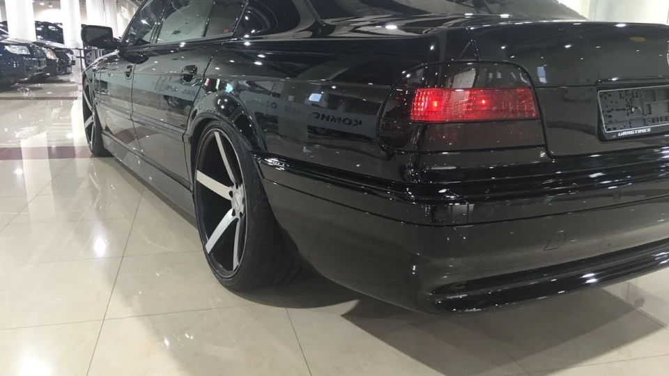 BMW 7 series 740Li Vossen 4