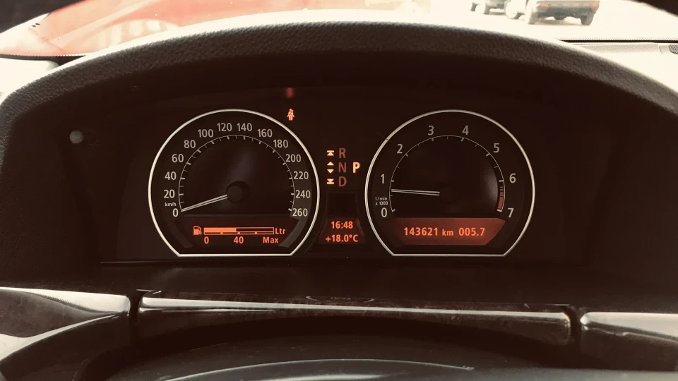 BMW 7 series 745I titansilber 4