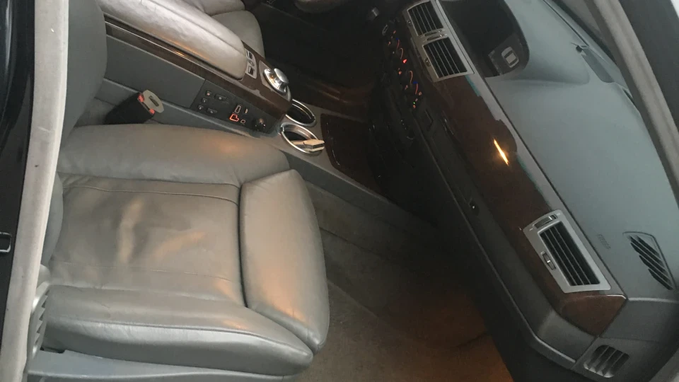 BMW 7 series 745I 🖤V8🖤 4