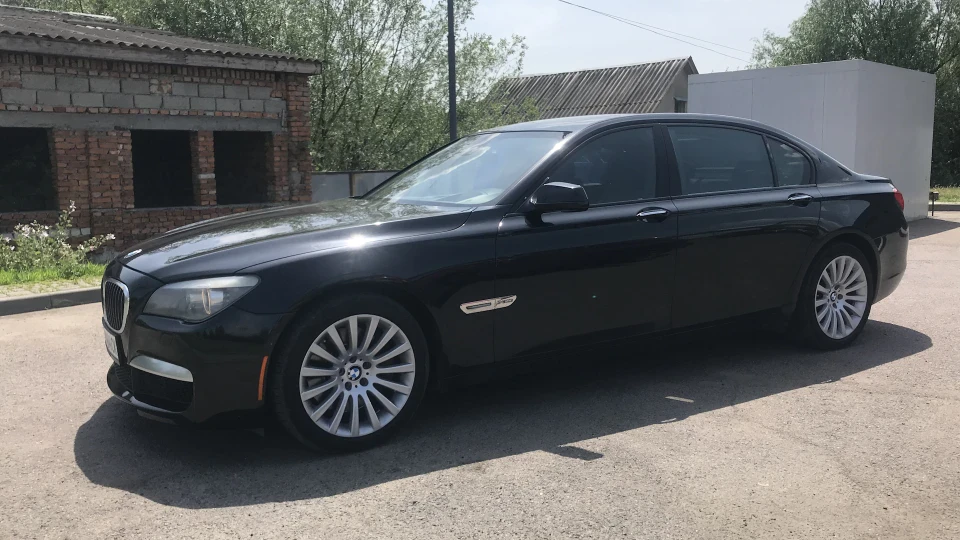 BMW 7 series 750 Li X-drive M-paket 4