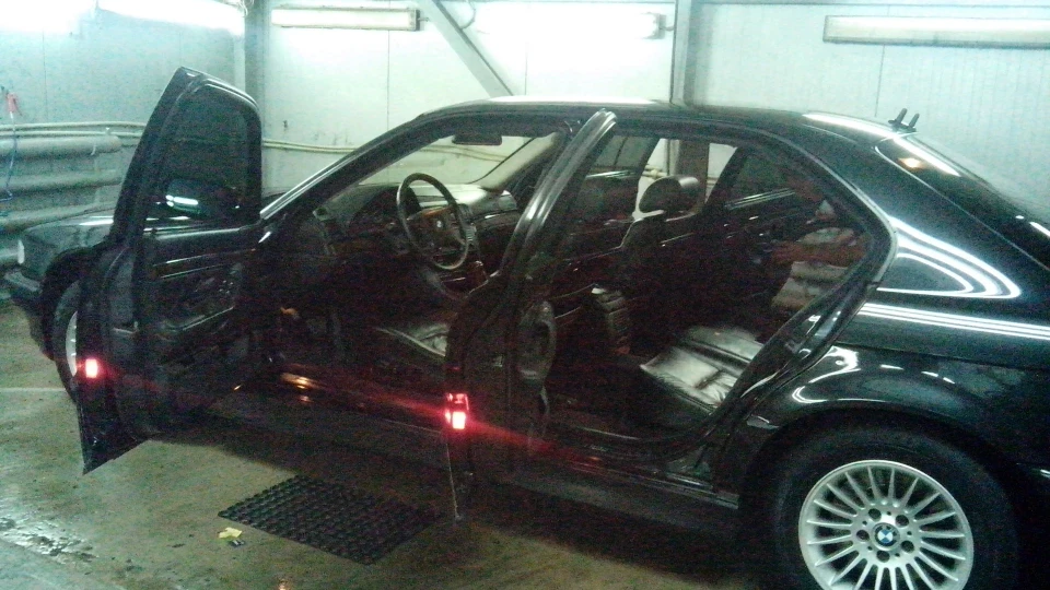 BMW 7 series 750 2