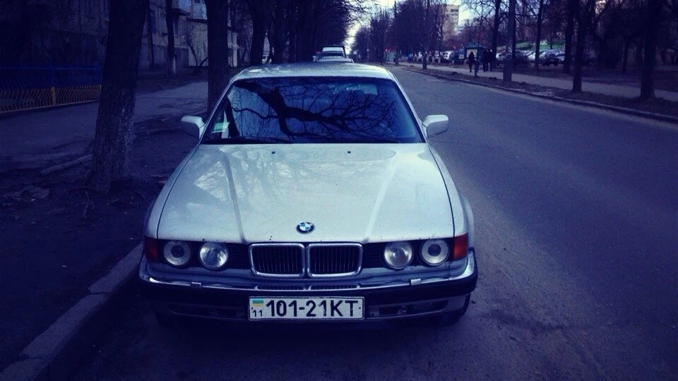 BMW 7 series 750IL 5.0 V12 2