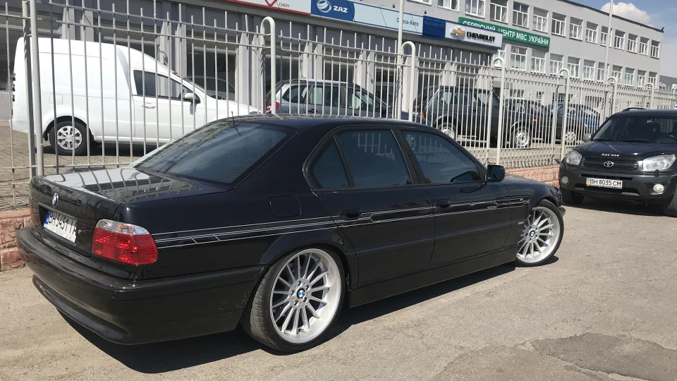 BMW 7 series ALBINA 3