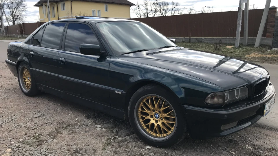 BMW 7 series Alligato M62B44 no Vanos 3
