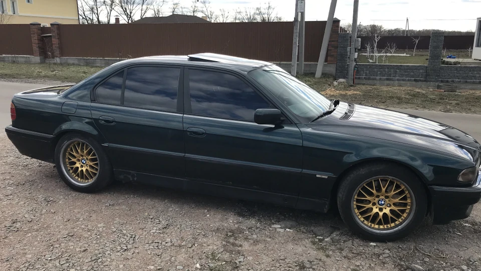 BMW 7 series Alligato M62B44 no Vanos 5