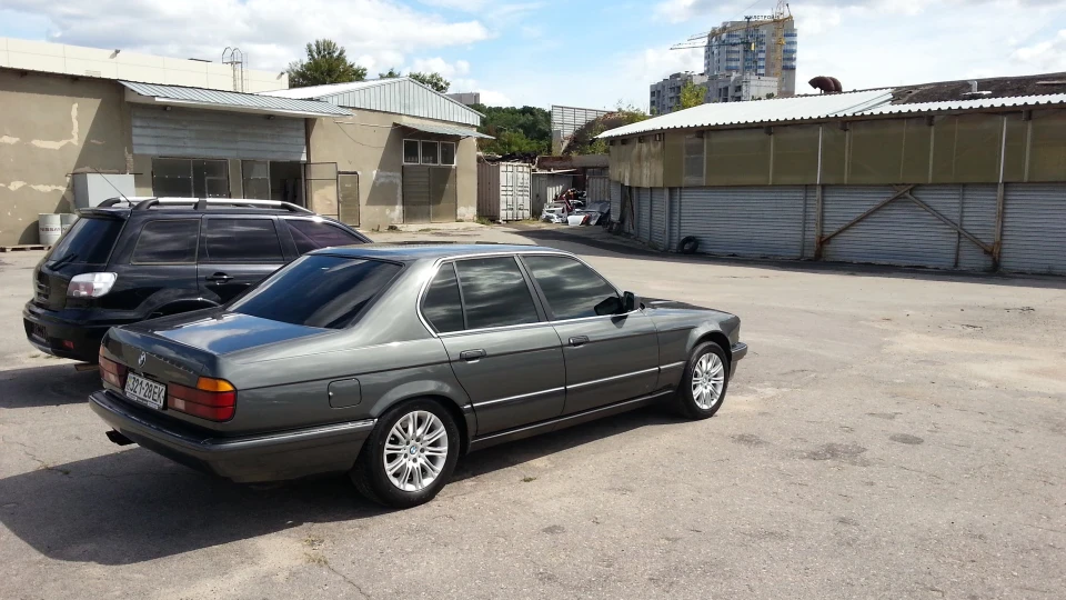 BMW 7 series ALPINA B12 5