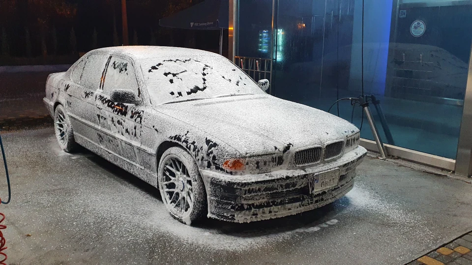 BMW 7 series ALPINkA 2
