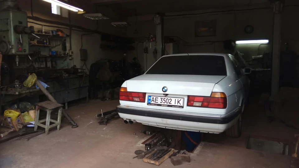 BMW 7 series Alpinweiß 3