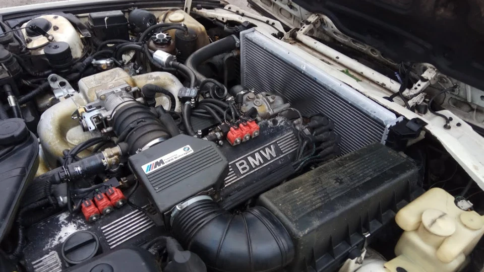BMW 7 series Alpinweiß 4