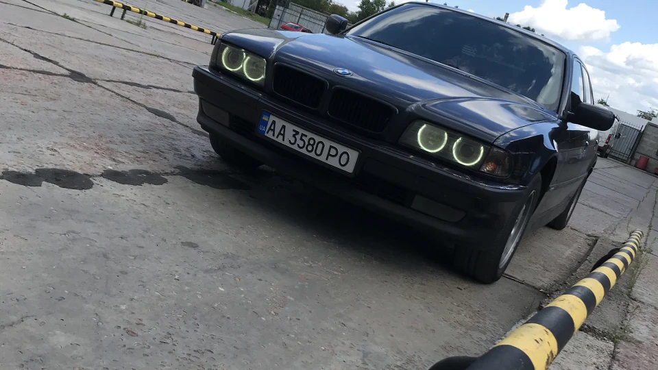 BMW 7 series Бандитка на пенсії 3