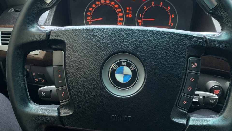 BMW 7 series Бегемотик 3