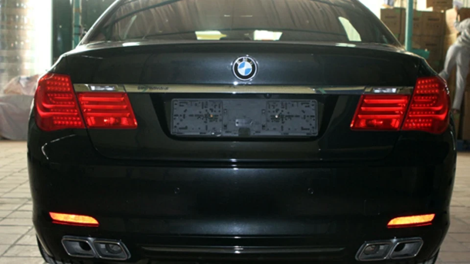 BMW 7 series BI TURBO V12 2