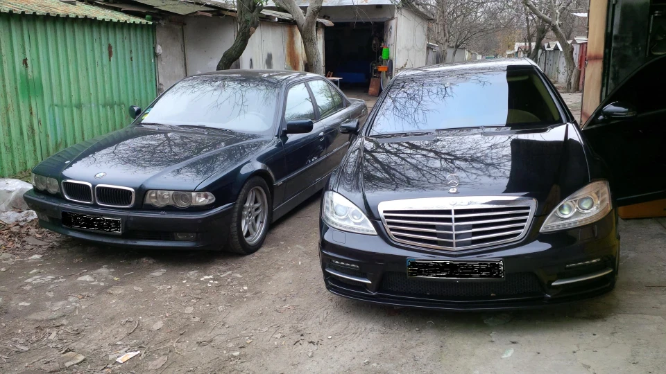 BMW 7 серії biturbo) 5