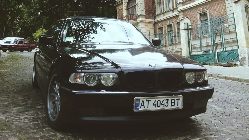BMW 7 series BMW 740IL 2