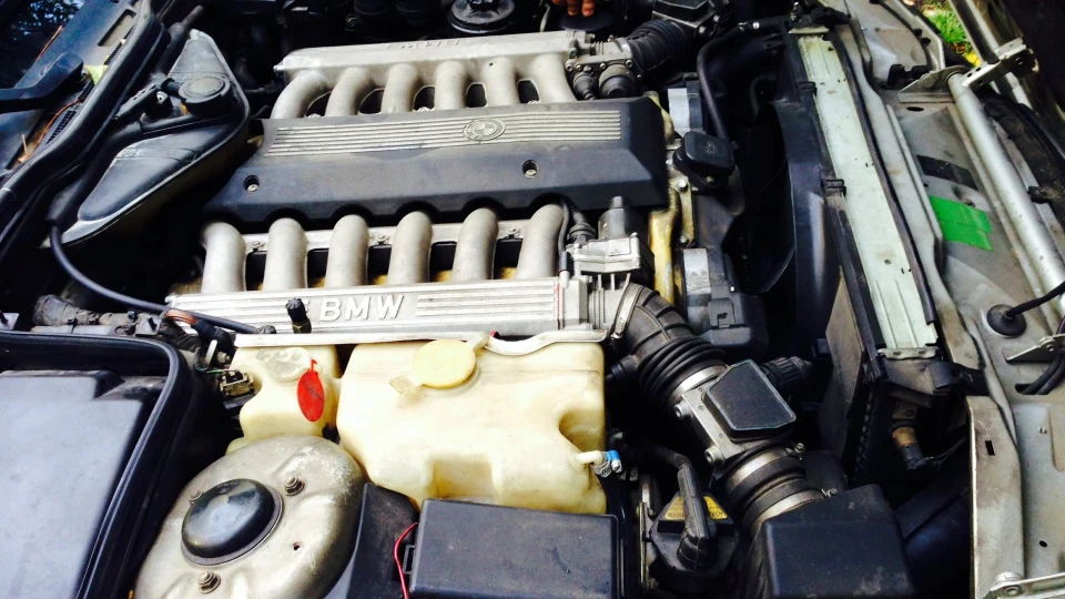 BMW 7 series BMW 750iL (E32) 1993 5