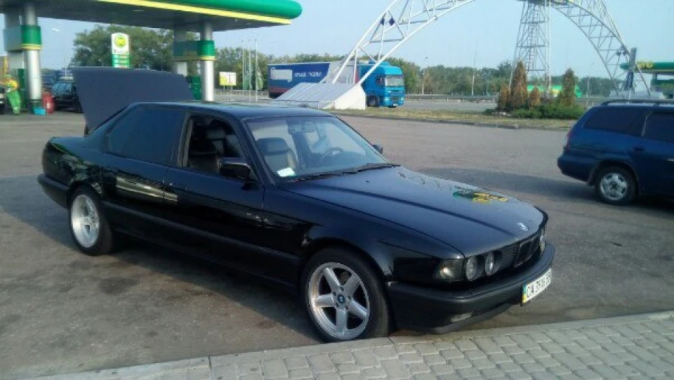 BMW 7 series BMW e32 740 m62 b44 мкпп 2