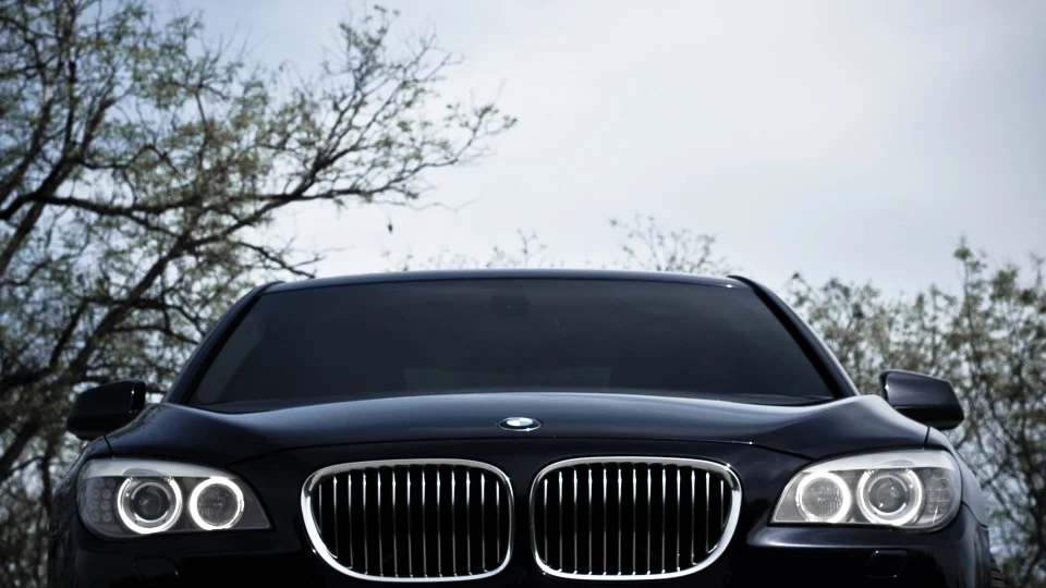 BMW 7 series Boeing 777 4