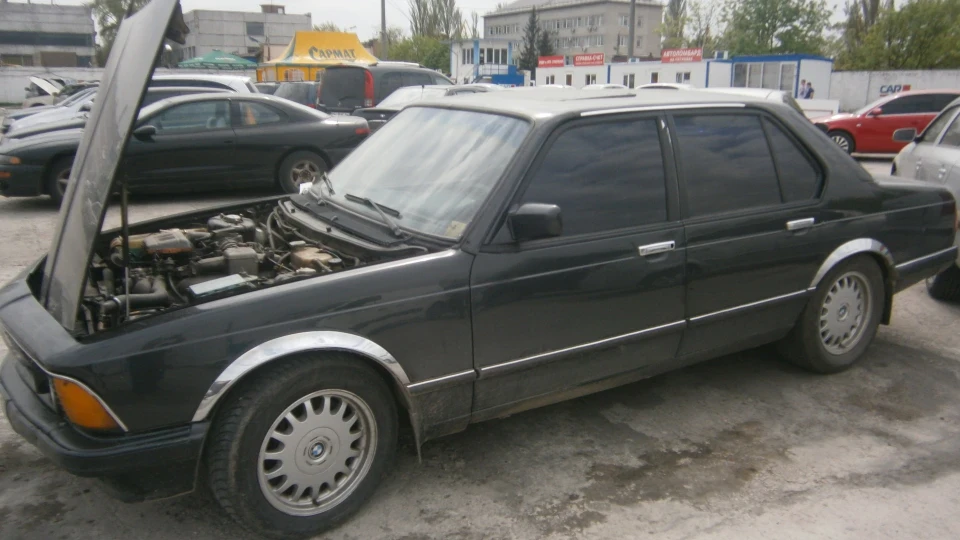 BMW 7 series Boing 728i 4