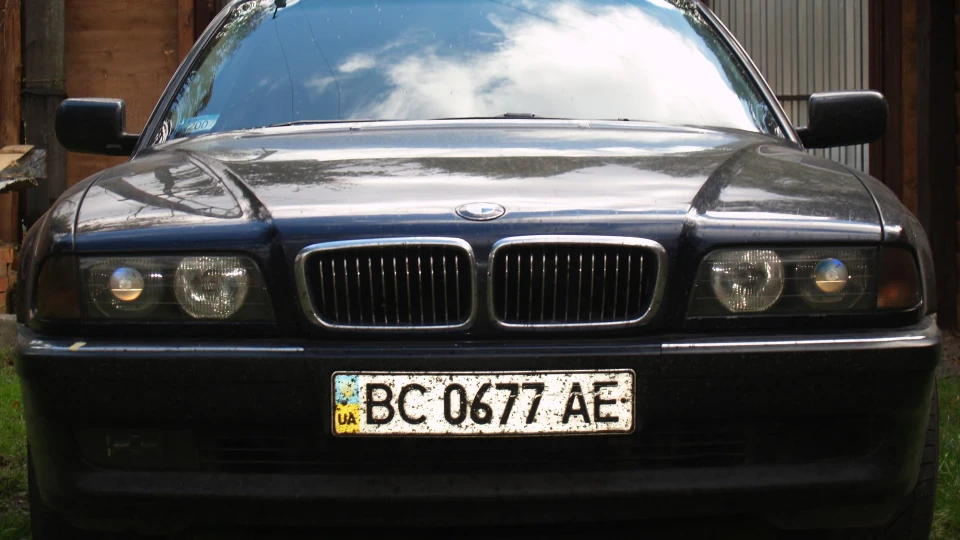 BMW 7 series бумер 3
