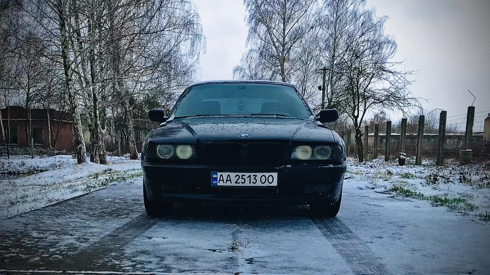 BMW 7 series Чорна ніздря 4