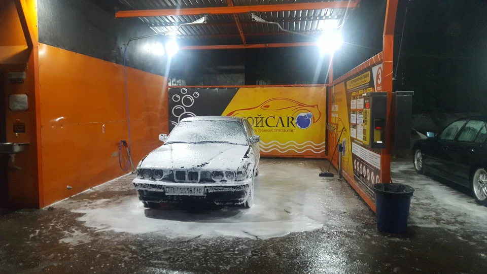 BMW 7 серії Е32 4