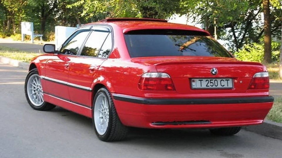 BMW 7 series e38-ЧЕРВНА! individual 2