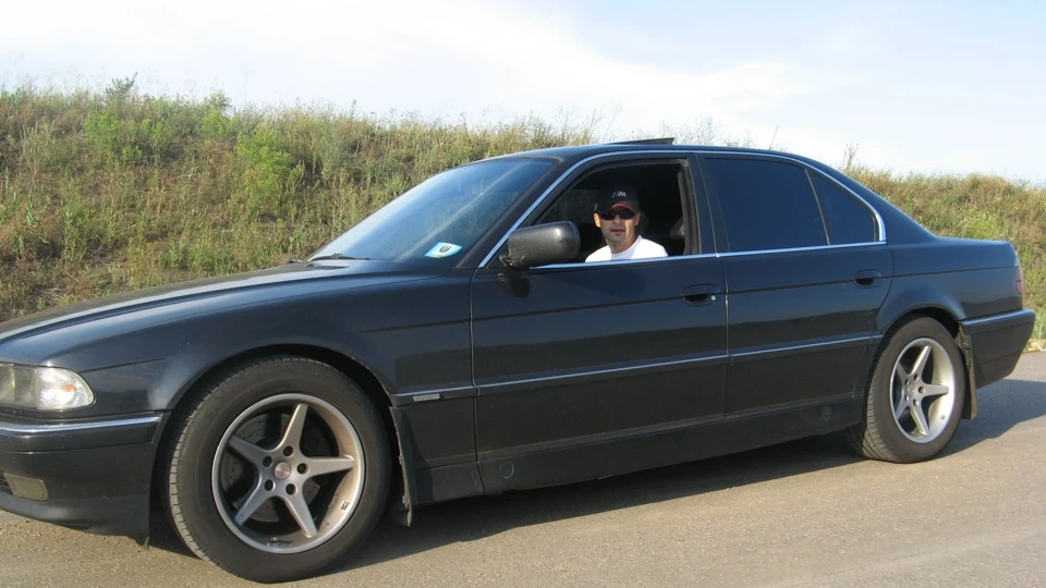 BMW 7 series E38 5