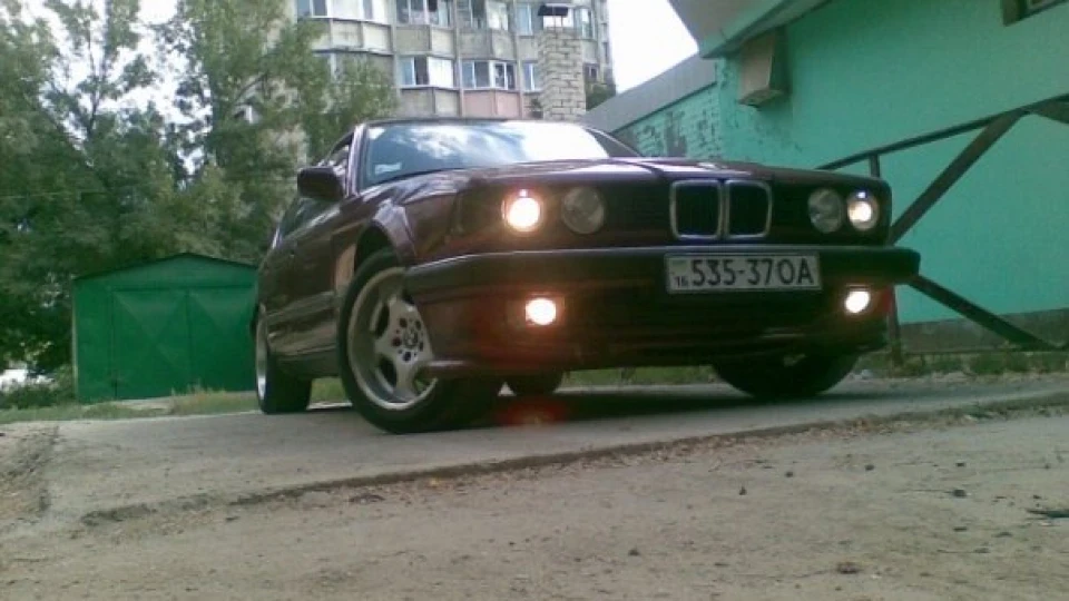 BMW 7 series Гнила сакура 2