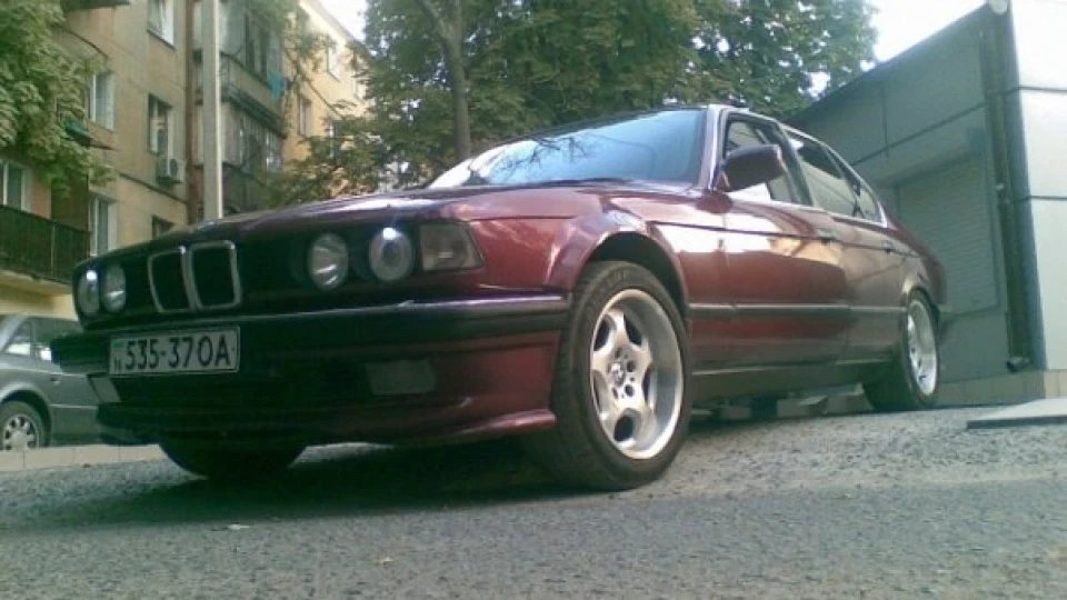 BMW 7 series Гнила сакура 3
