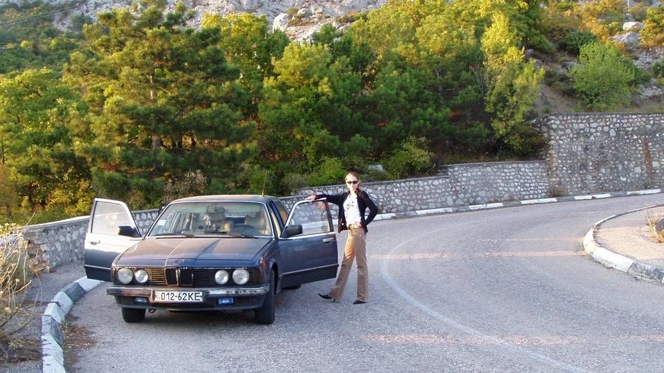 BMW 7 series HoodRide)) 2