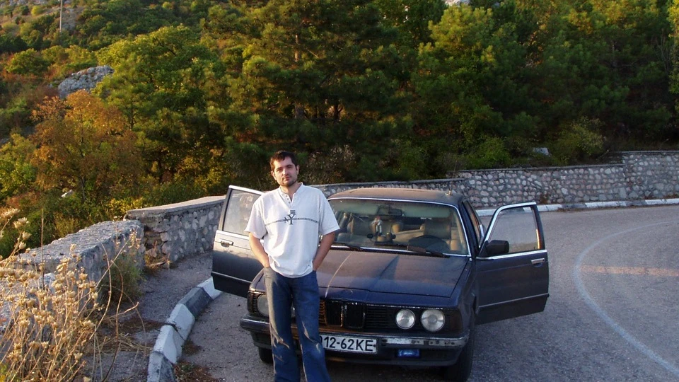 BMW 7 series HoodRide)) 3
