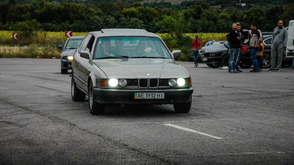BMW 7 series I'm Fuck fuel economy" 5