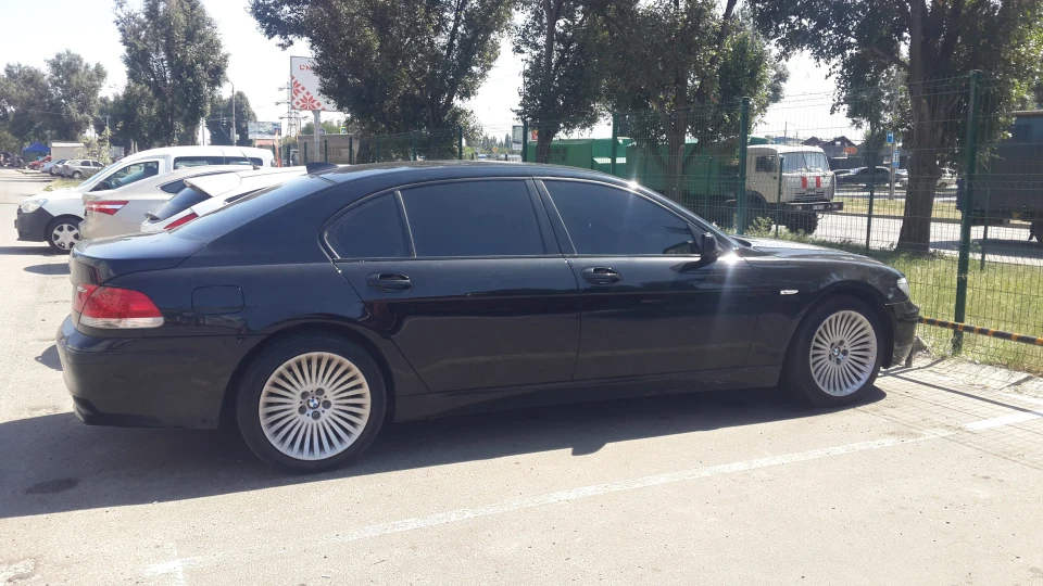 BMW 7 series Individual 2