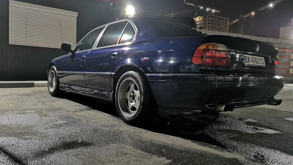BMW 7 series "Jolie" 740i M60B40 2