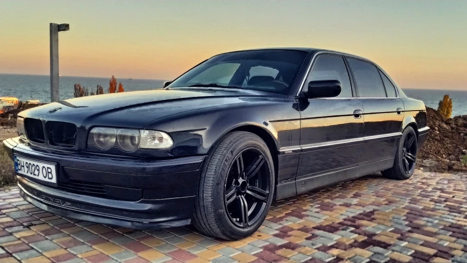 BMW 7 series Judas 4