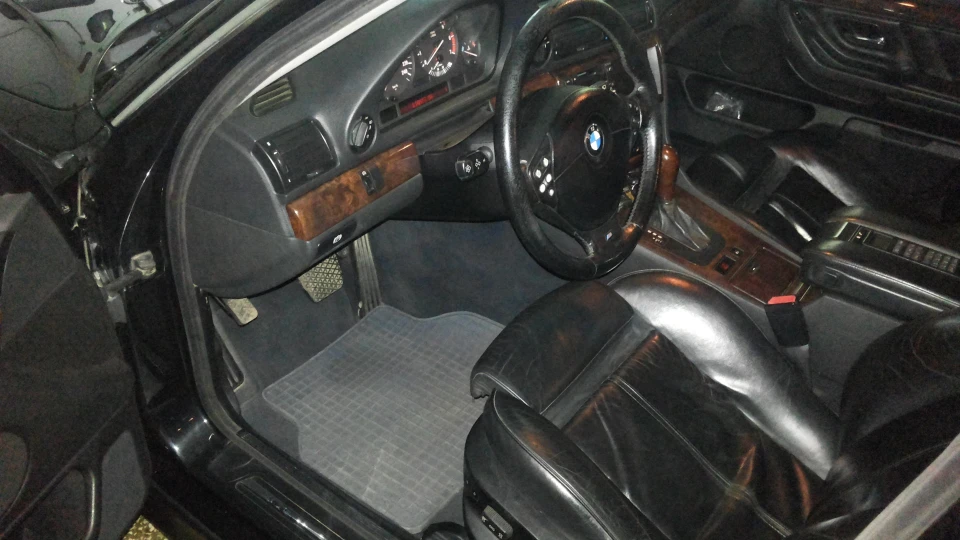 BMW 7 series Класна тачка...... 5