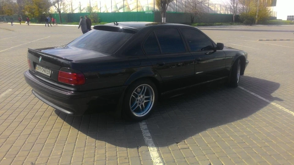 BMW 7 series Красуня 3