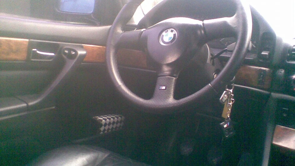 BMW 7 series кажан 4