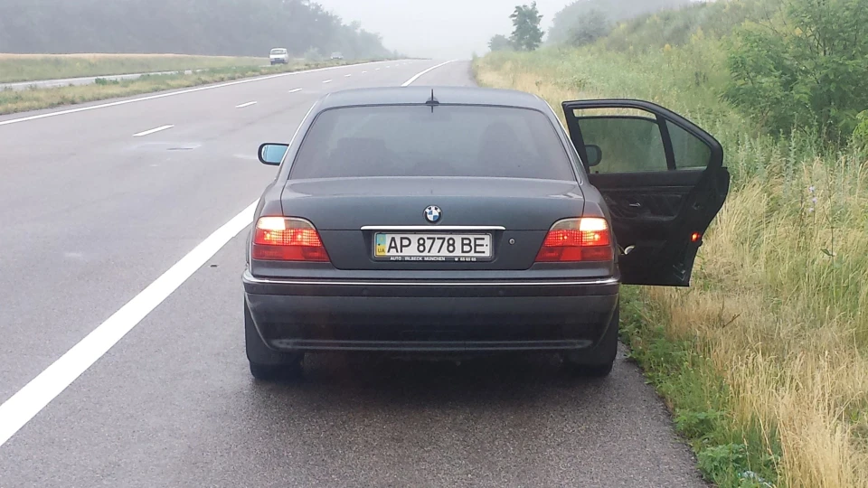 BMW 7 series м62б44tu 5