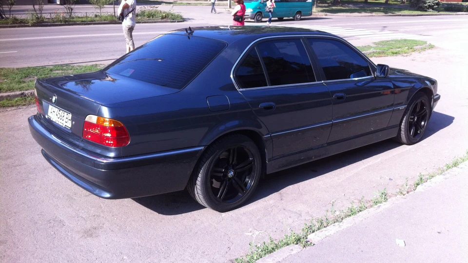 BMW 7 series М62В44ТU custom exhaust 4