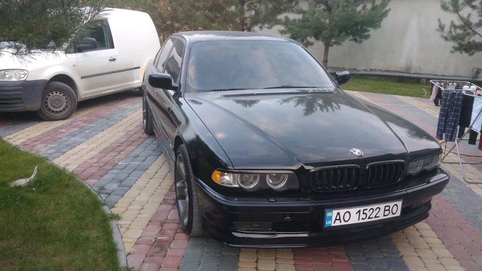 BMW 7 series Мрія застрягли в 90х)) 3