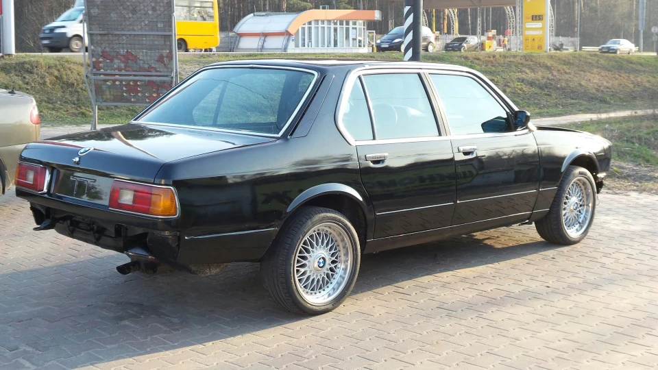 BMW 7 series МКПП 5