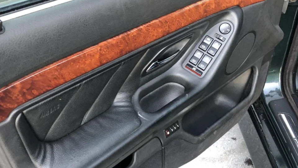 BMW 7 series Новий Диван (740d 3л) 4
