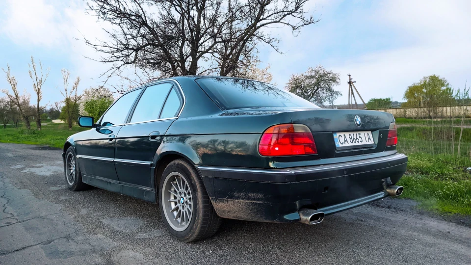 BMW 7 series П'ятилітровича