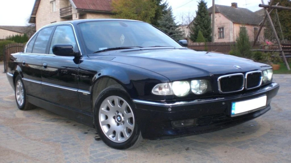 BMW 7 series Поляк