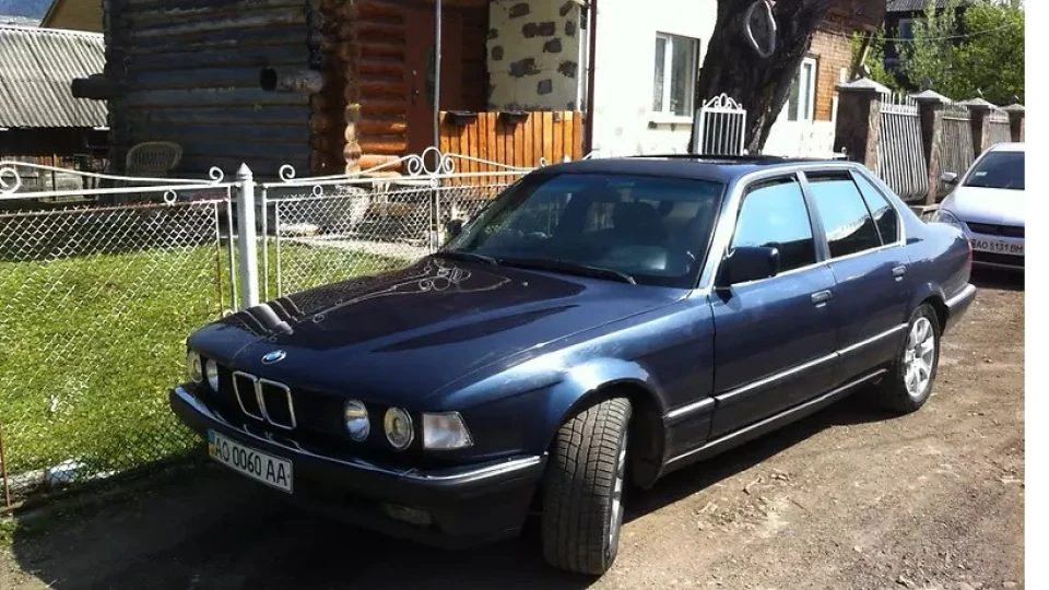 BMW 7 series rojal dlu 3.5 4