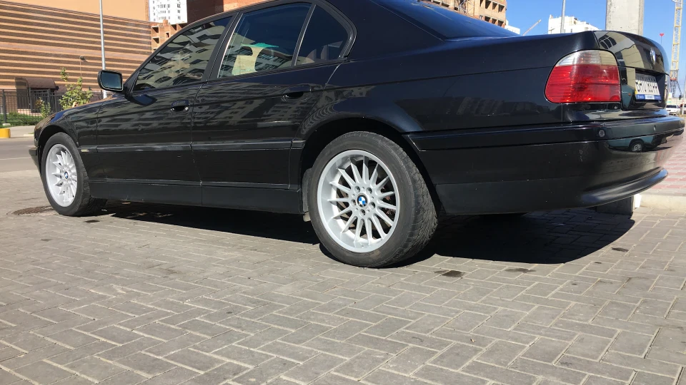 BMW 7 series Second wife 3