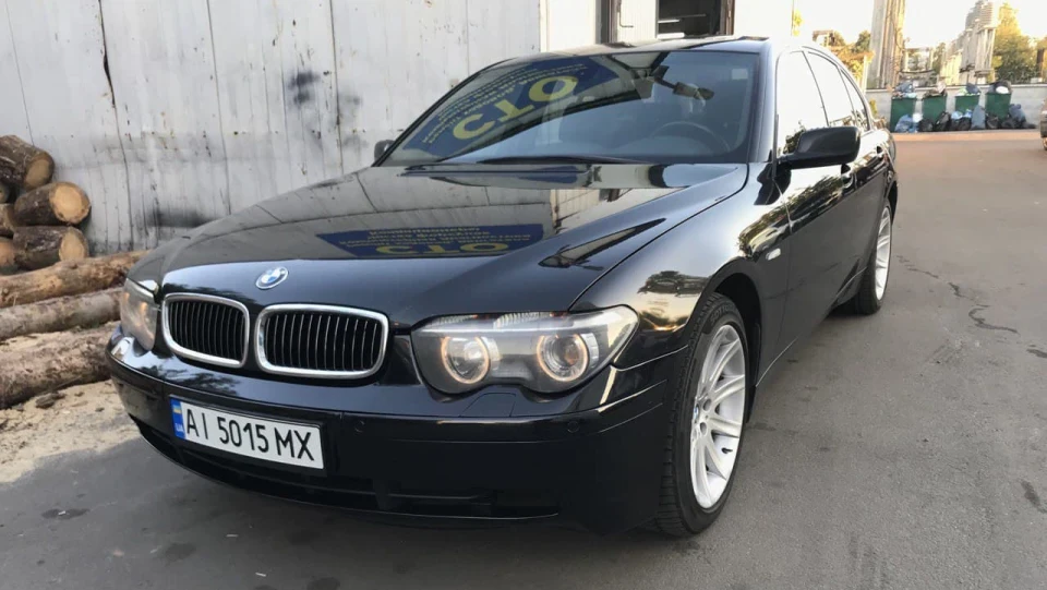 BMW 7 series Сімка) 3