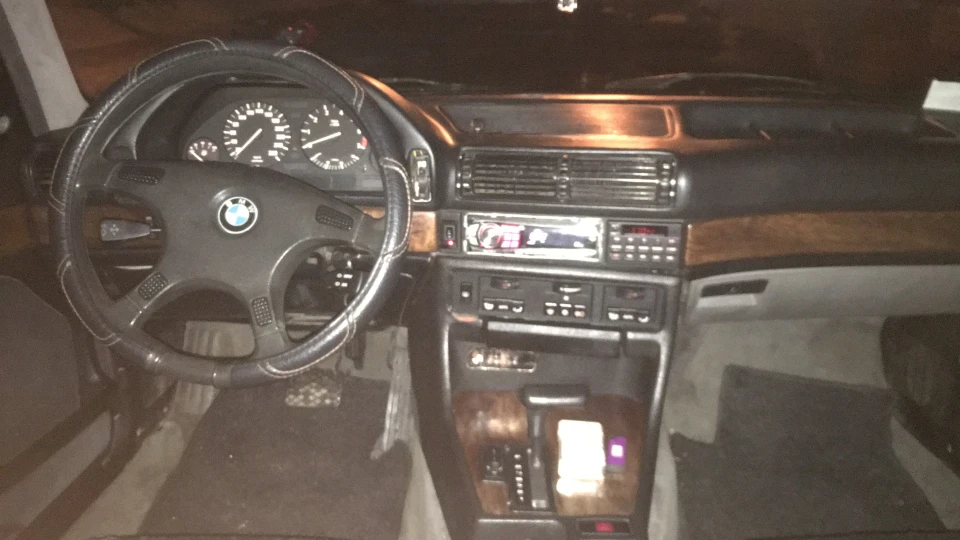BMW 7 series Синя Бестія 5